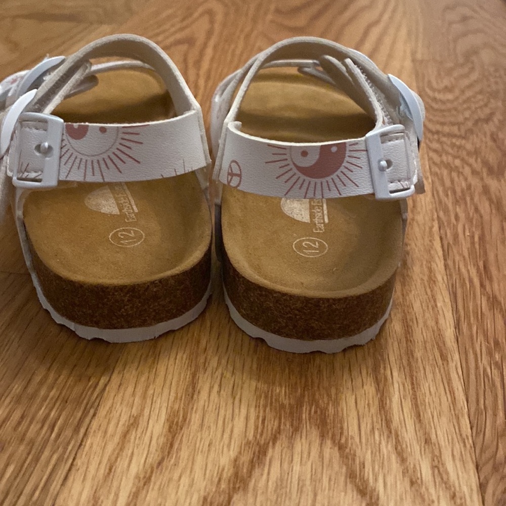 Earthy sandals - Picture 4 of 4